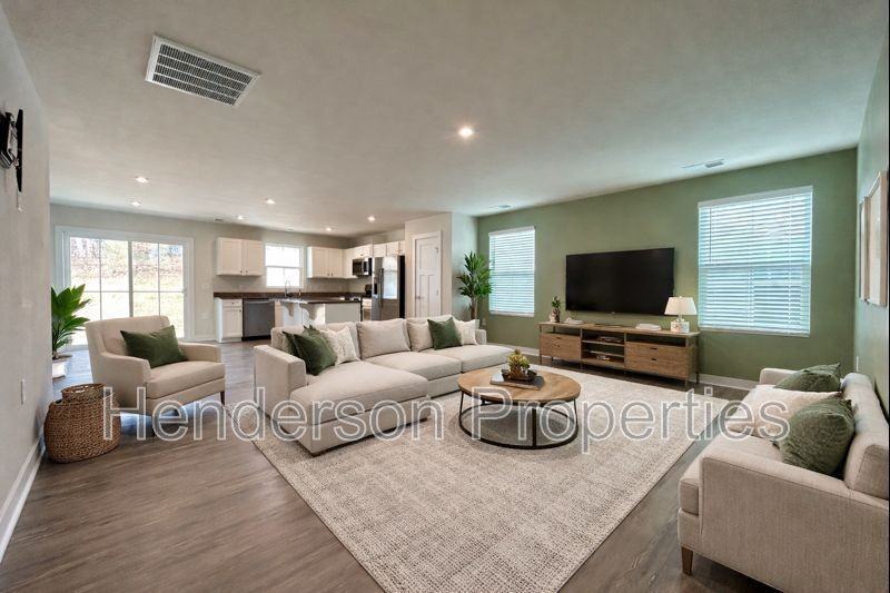 5427 Hughesdale Dr - Photo 5 of 29