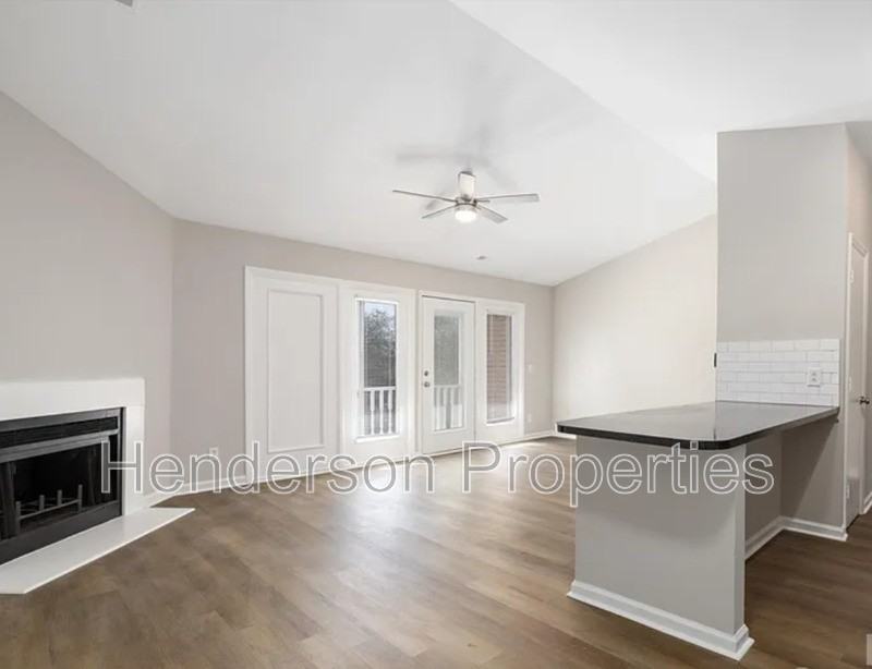 6142 Meadow Rose Ln - Photo 3 of 23