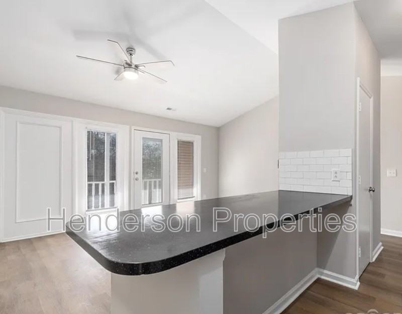 6142 Meadow Rose Ln - Photo 6 of 23