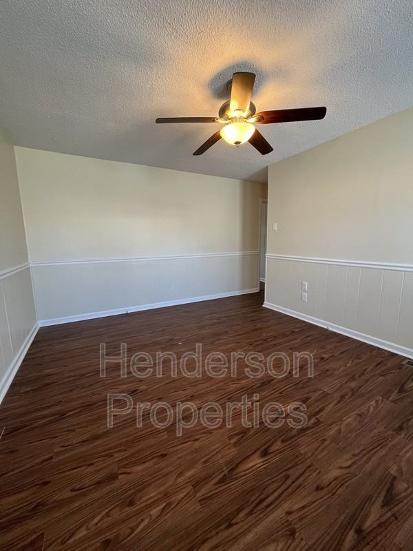 108 Sunset Ln - Photo 3 of 10