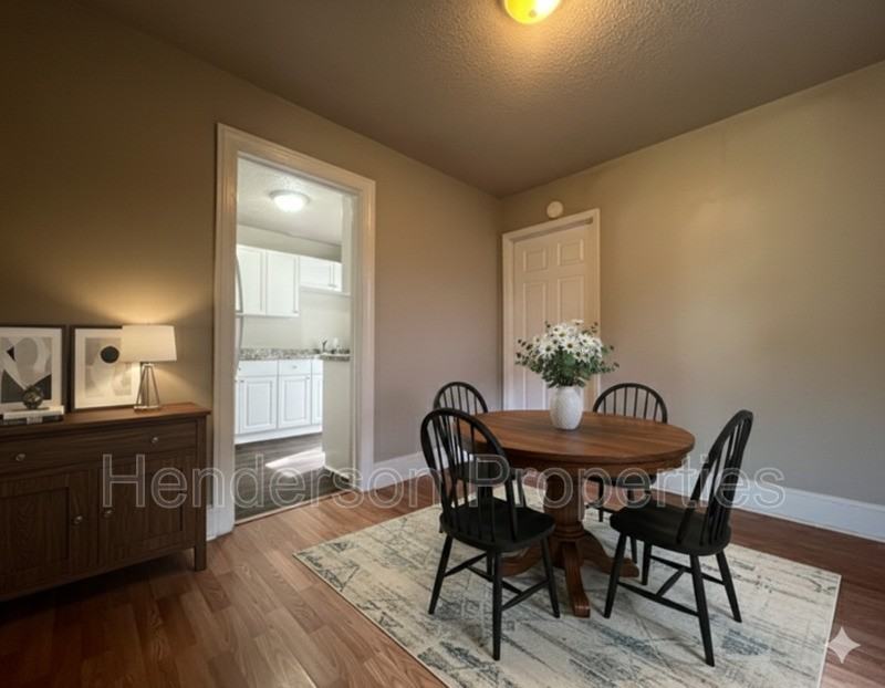 1256 Edgewood Rd - Photo 3 of 17