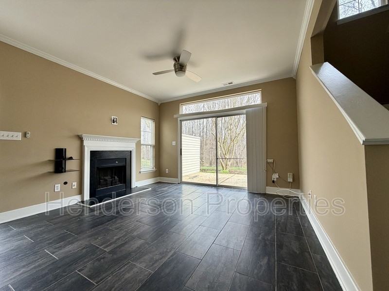 8803 Cinnabay Dr - Photo 3 of 23