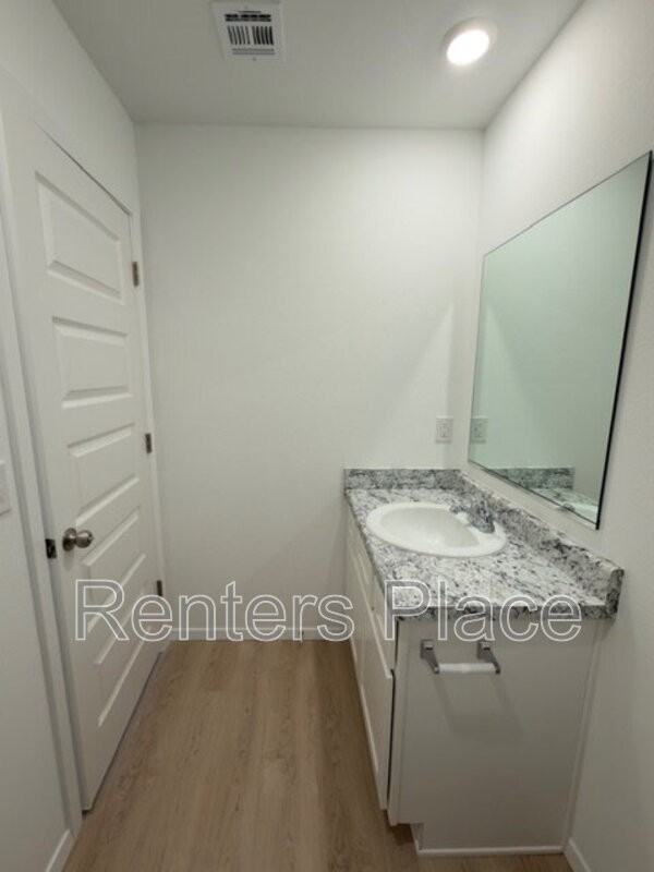 1111 Raven Dr - Photo 7 of 16