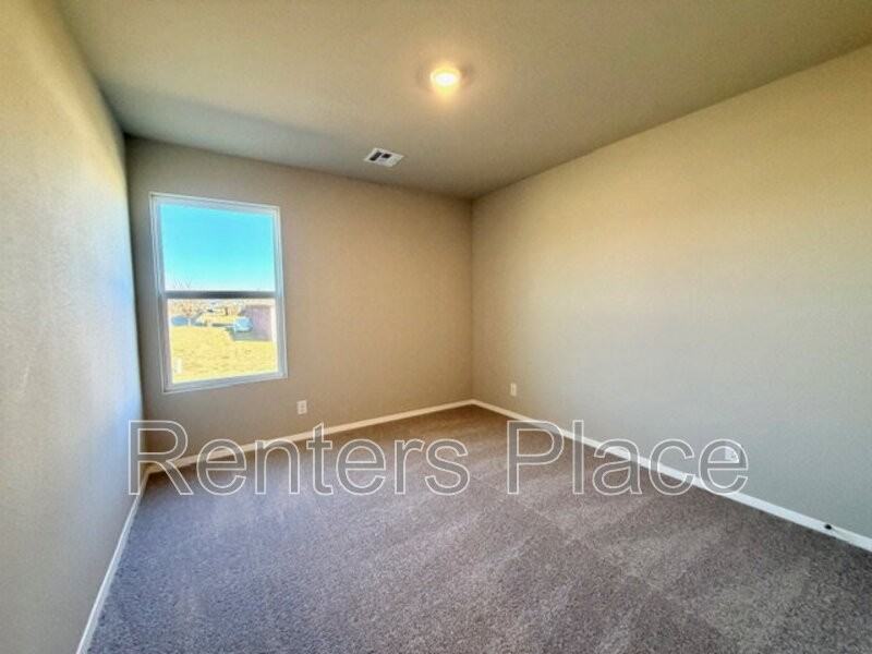 1114 Raven Dr - Photo 7 of 16