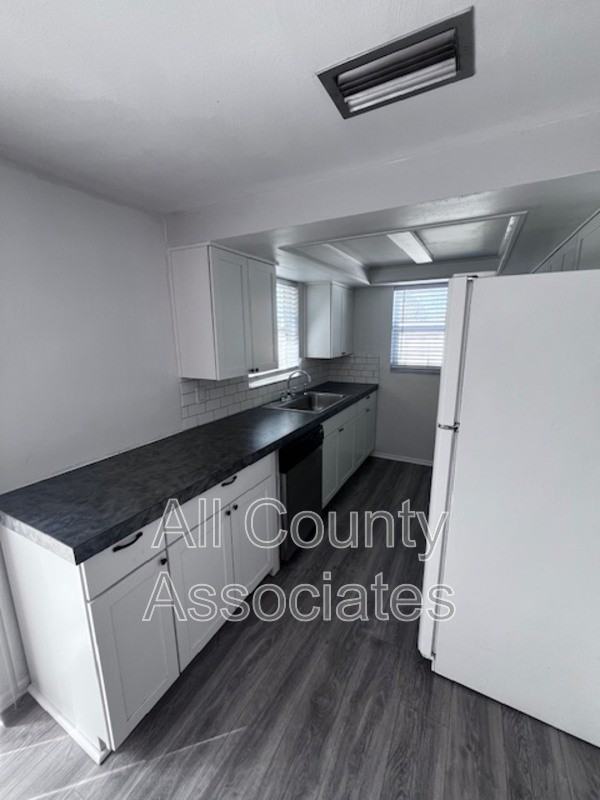 5316 Seahorse Dr - Photo 7 of 14