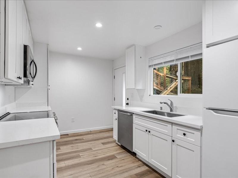 14842 Canyon 1 Rd #2 - Photo 5 of 28