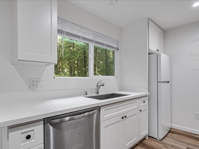 14842 Canyon 1 Rd #2 - Photo 4 of 28