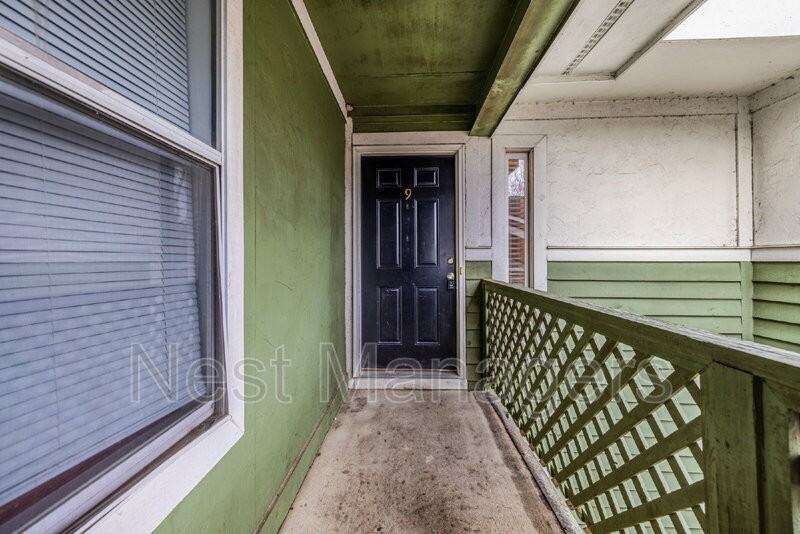 6813 Willowbrook Dr #9 - Photo 4 of 28