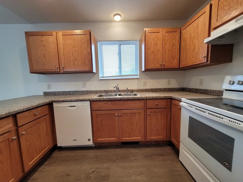 1233 Northwood Dr - Photo 5 of 11