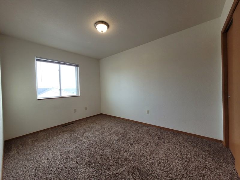 1233 Northwood Dr - Photo 6 of 11