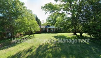 featured image of 4 Yarmouth Ct