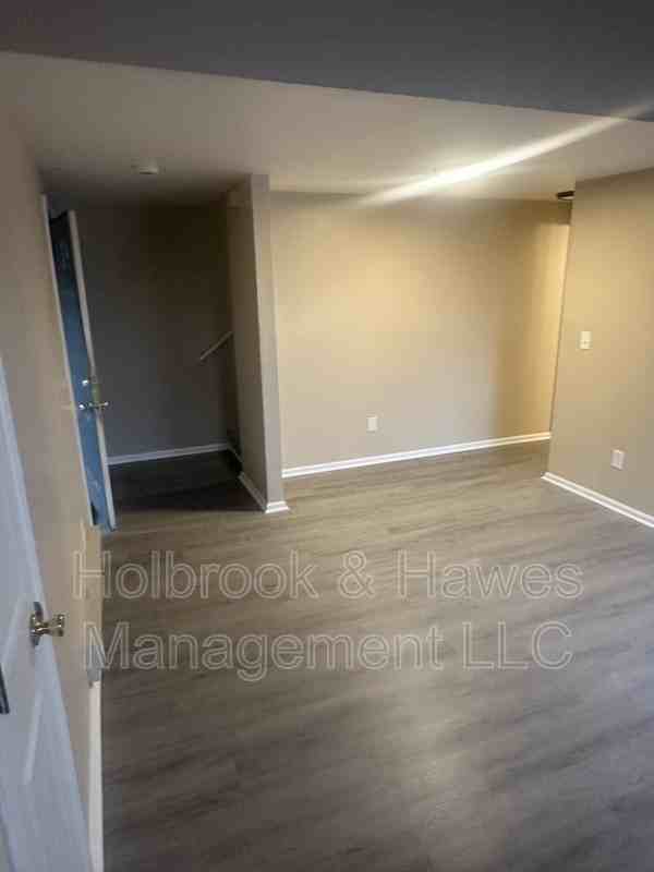 4531 E Boardwalk Dr Bldg X - Photo 4 of 20