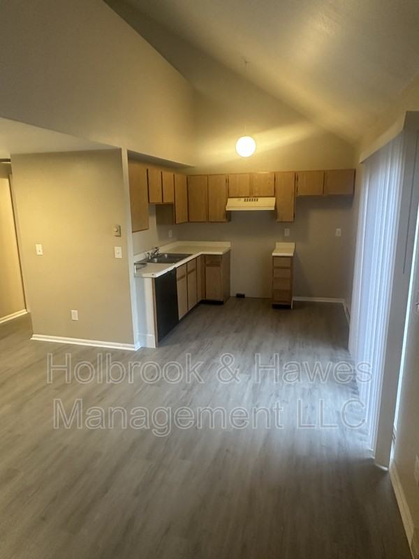 4531 E Boardwalk Dr Bldg X - Photo 5 of 20