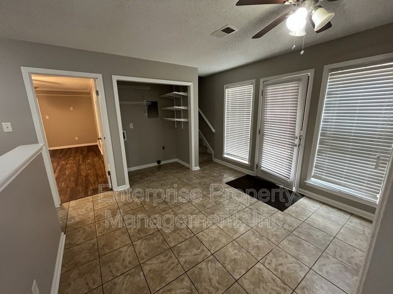 4135 Tunbridge Pl - Photo 3 of 17