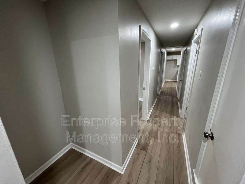 865 Haynes St - Photo 5 of 16