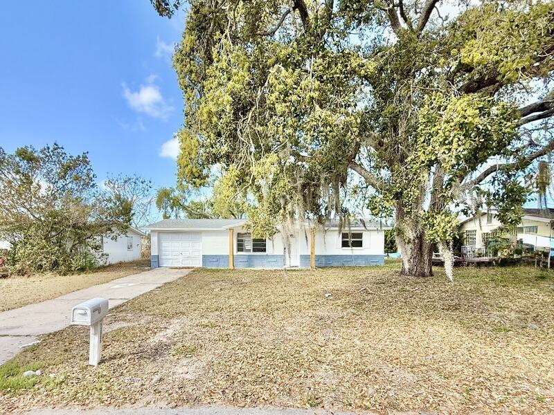 12909 Kings Manor Ave - Photo 4 of 49