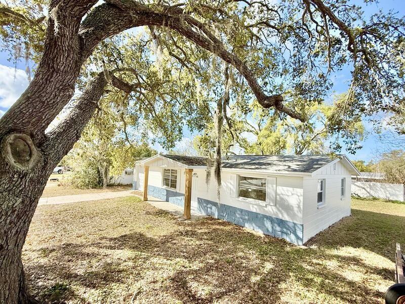 12909 Kings Manor Ave - Photo 6 of 49