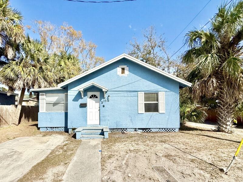 1914 31st St S - Photo 2 of 50