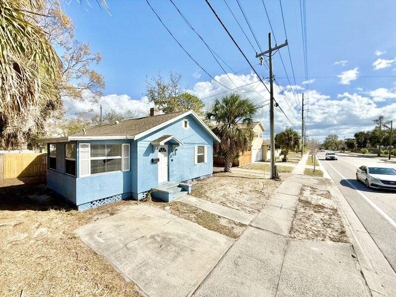 1914 31st St S - Photo 7 of 50