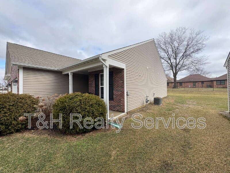 639 N Grant St - Photo 3 of 18