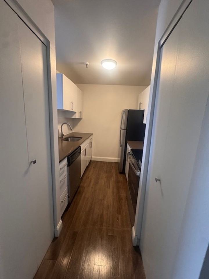 SilverBrick Lofts - Photo 6 of 7