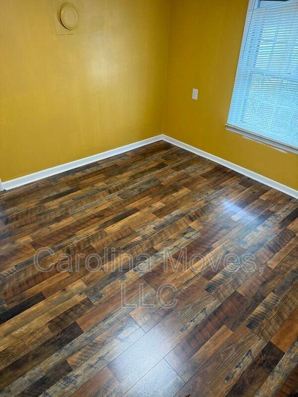 7895 New Cut Rd - Photo 5 of 14