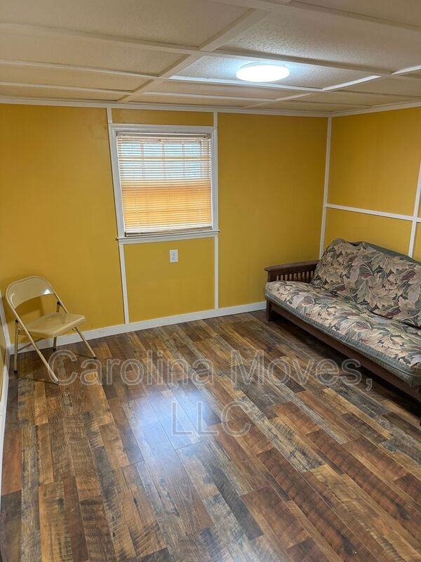 7895 New Cut Rd - Photo 7 of 14