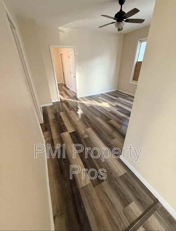 2530 N 28th St - Photo 4 of 4