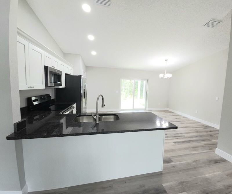 1336 W Cary Dr - Photo 3 of 12