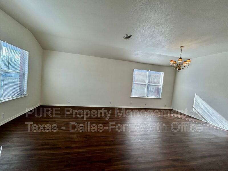 1717 Wind Dancer Trl - Photo 7 of 29