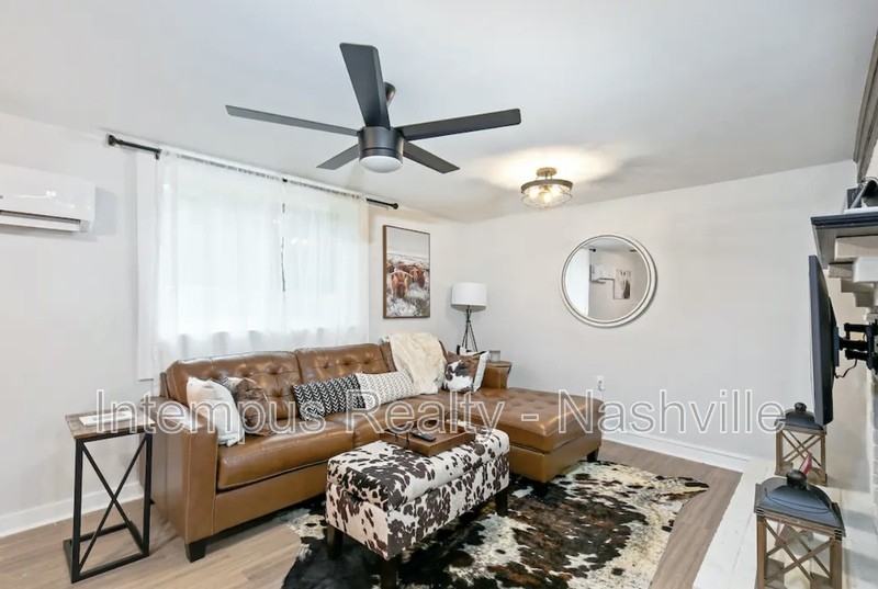 840 Lemont Dr - Photo 2 of 23