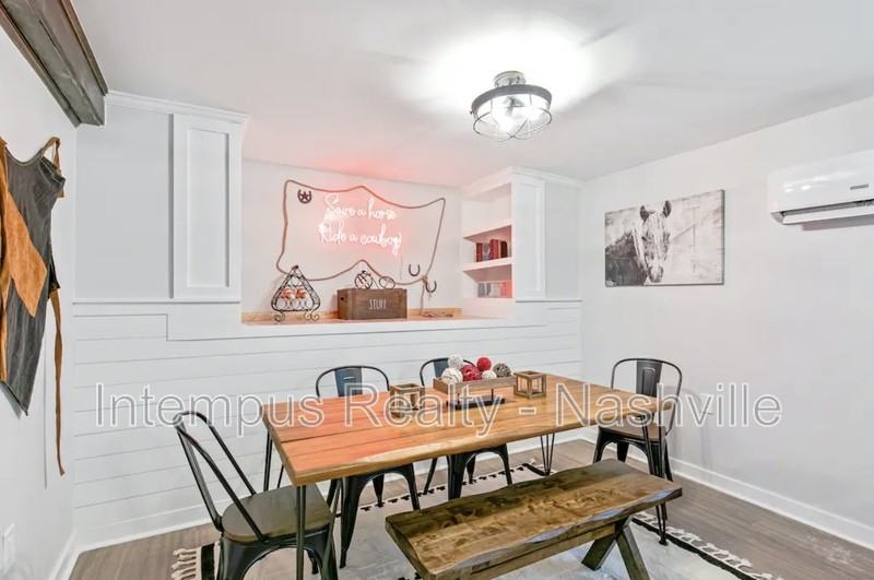 840 Lemont Dr - Photo 6 of 23