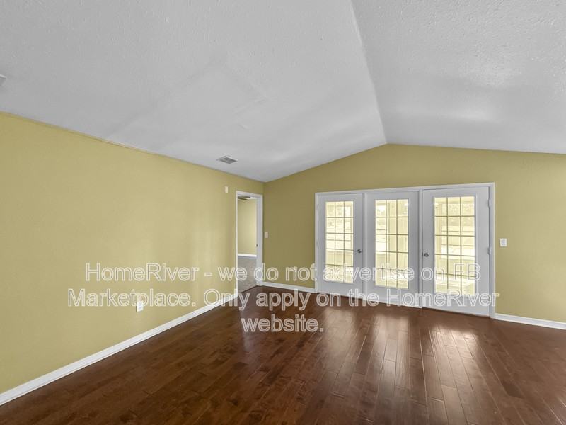 2194 Rio De Janeiro Ave - Photo 7 of 29