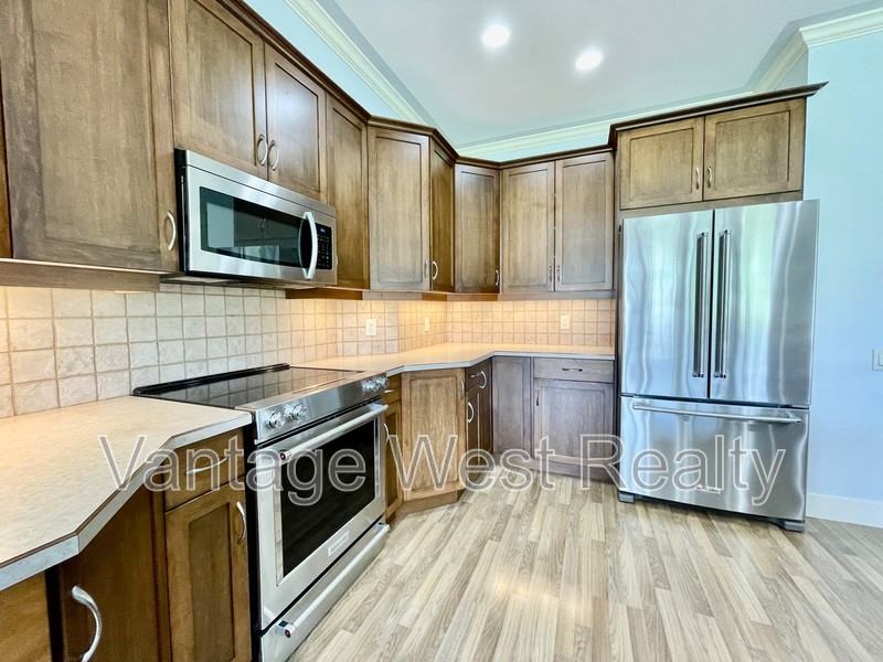 2298 Pine Vista Pl - Photo 5 of 48