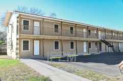 1141 W Acacia Ave #8 - Photo 1 of 1