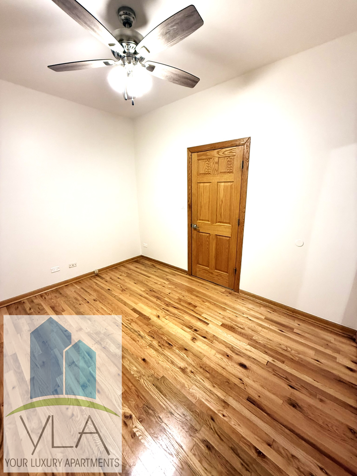 6044 South Rhodes Avenue #2 - Photo 7 of 9