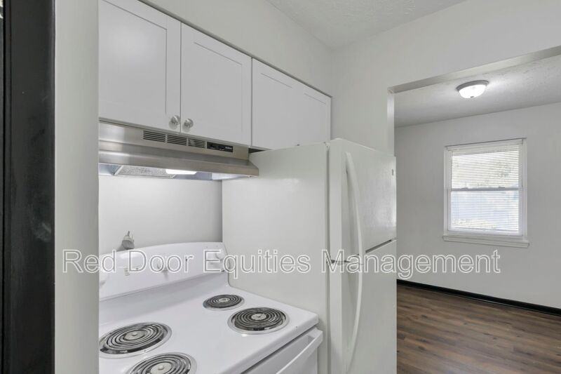 1442 Tiki Ln #2 - Photo 5 of 16