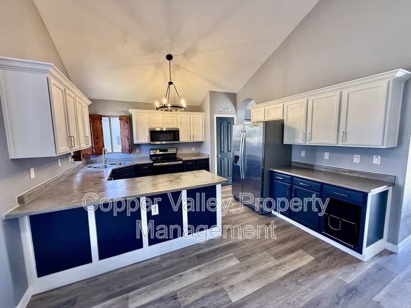 6536 W Briles Rd - Photo 3 of 24