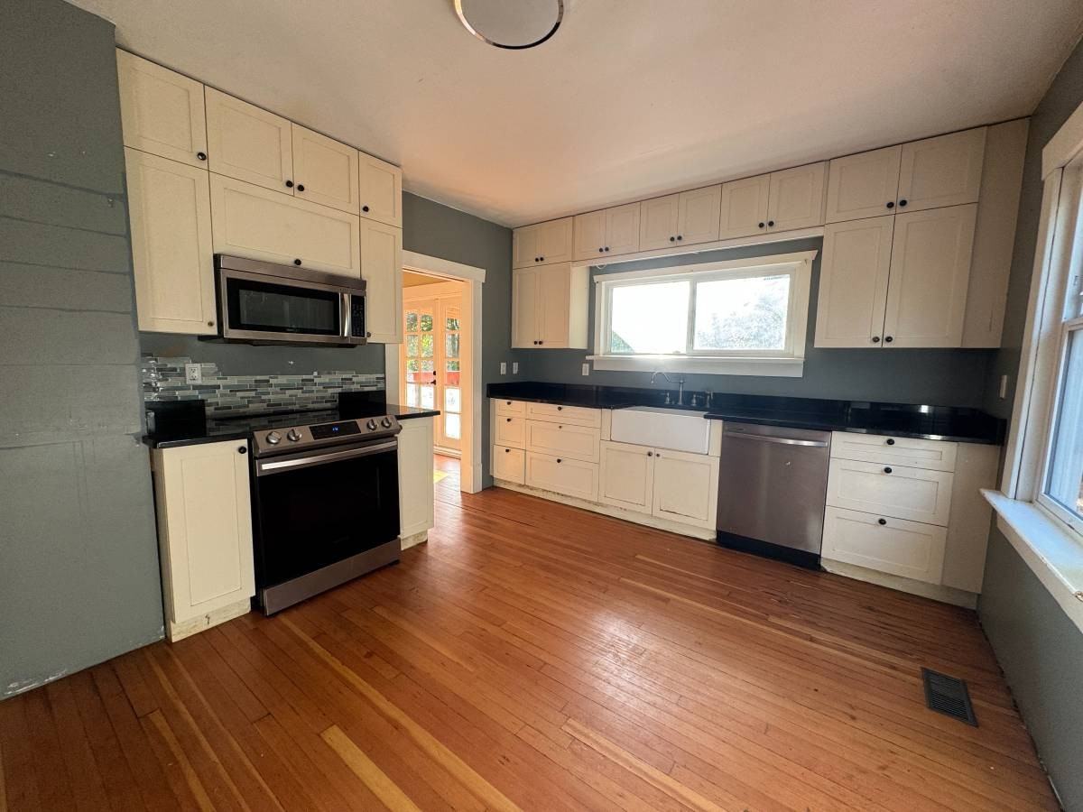 31173 Dewdney Trunk Road - Photo 7 of 23