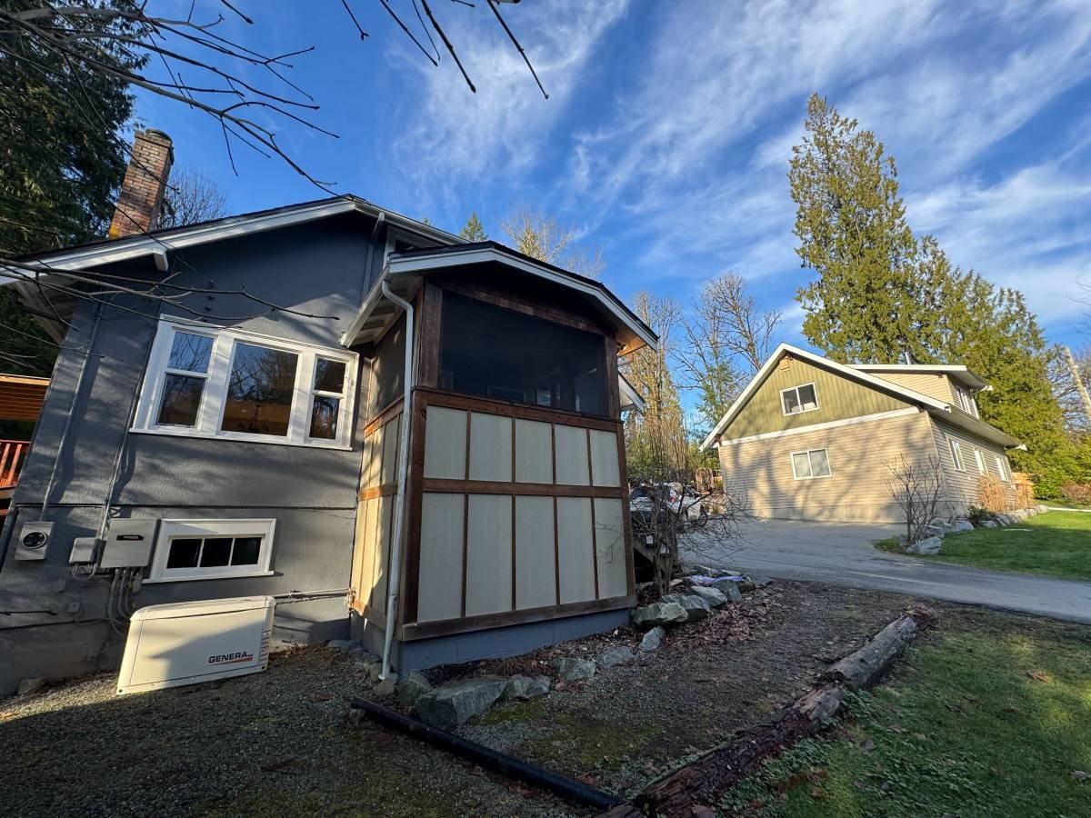 31173 Dewdney Trunk Road - Photo 2 of 23