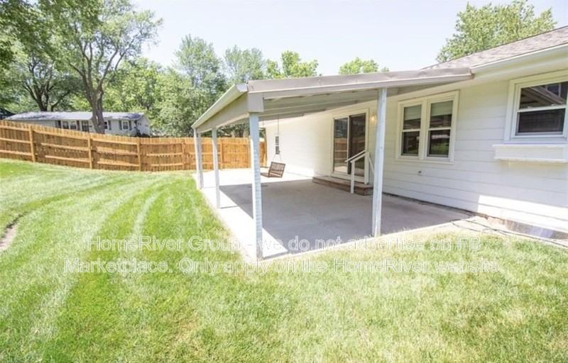 805 Nw Kabel St - Photo 4 of 9