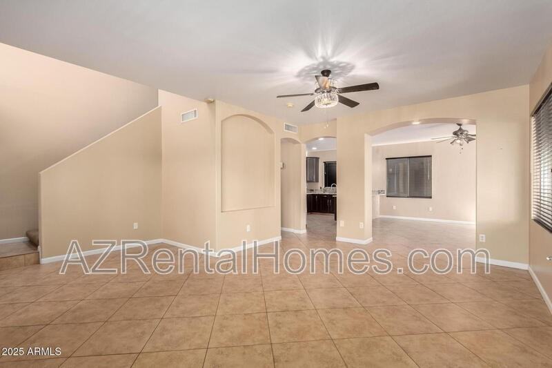 8721 E Lomita Cir - Photo 5 of 31