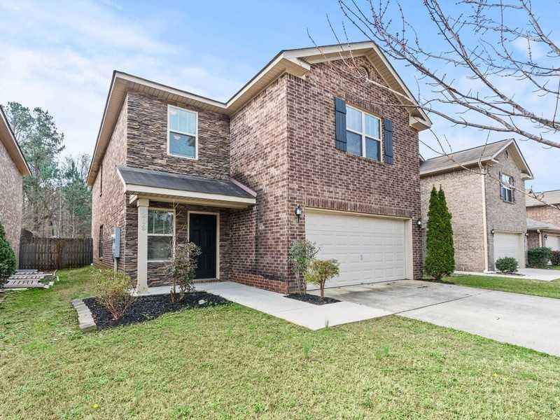 208 Sedgewick Dr - Photo 2 of 34