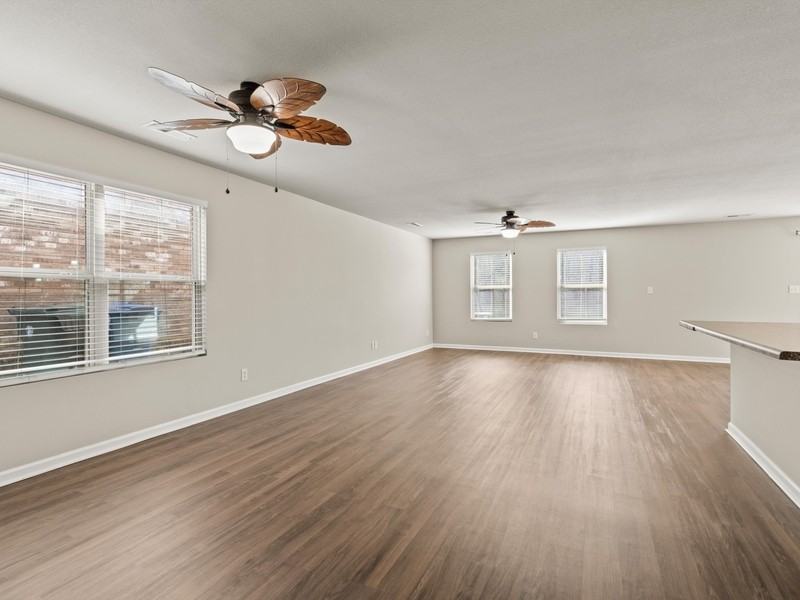 208 Sedgewick Dr - Photo 5 of 34