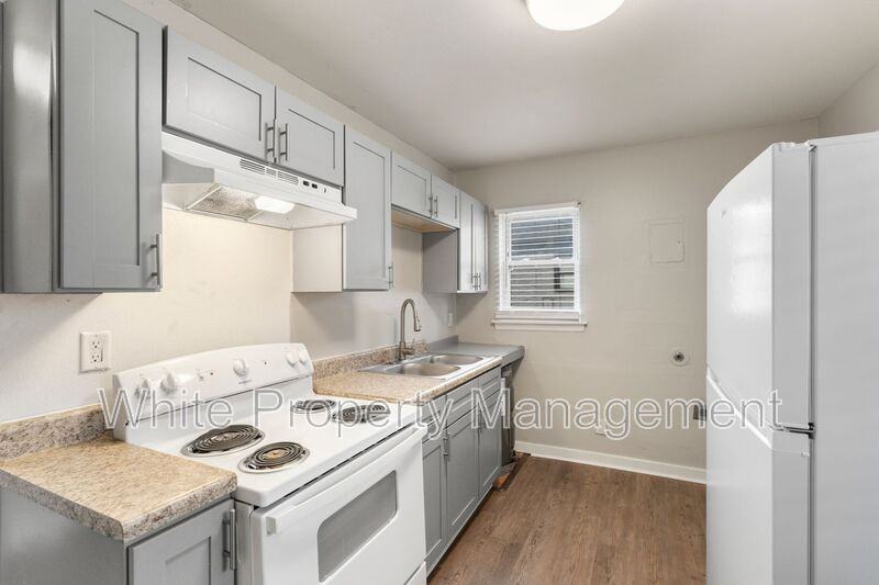 2317 Julia Ave #1 - Photo 6 of 15