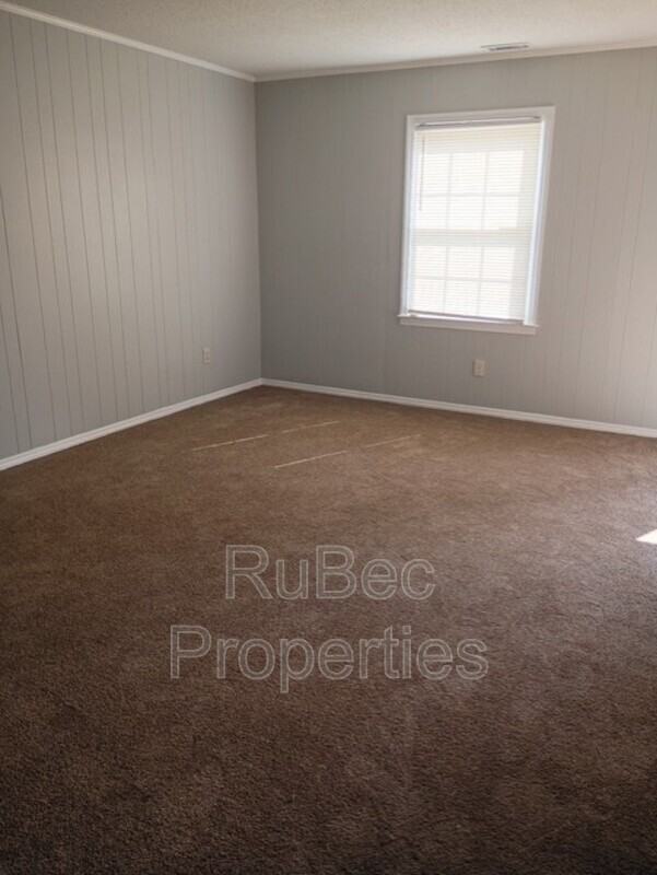 115 E Maine Ave - Photo 7 of 13