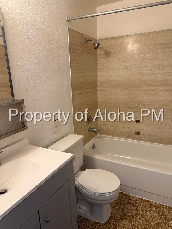 337 N 17th St #119 - Photo 5 of 10