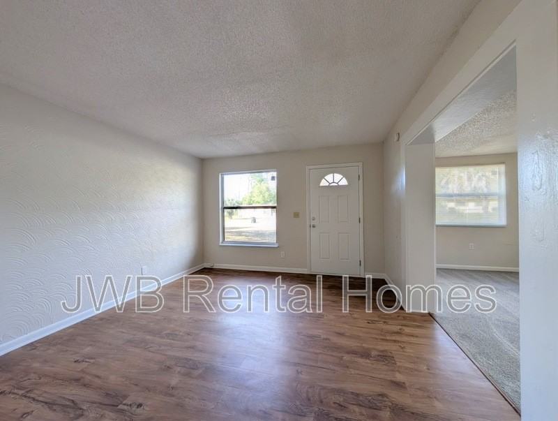 8603 Nassau Rd - Photo 5 of 16