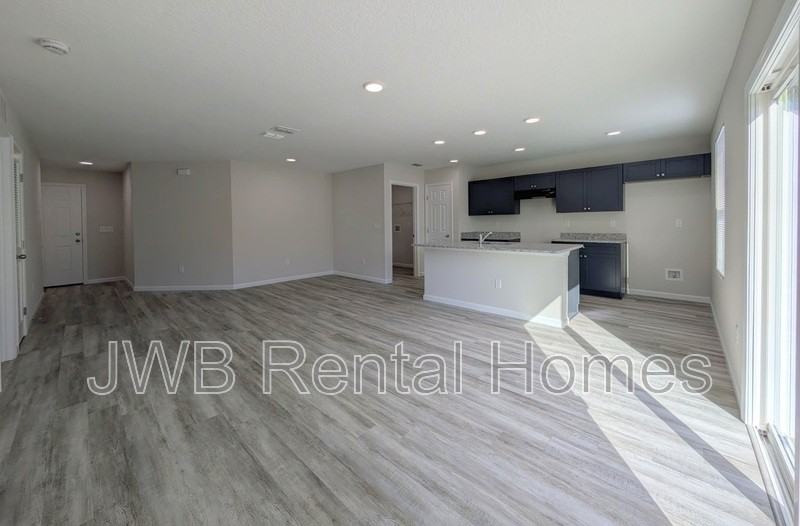 8905 1st Ave - Photo 5 of 17