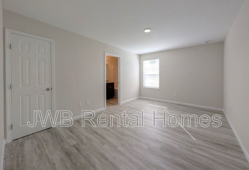 8905 1st Ave - Photo 6 of 17